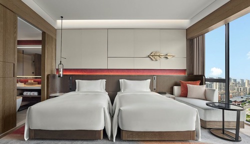 Twin Room (Xi He)