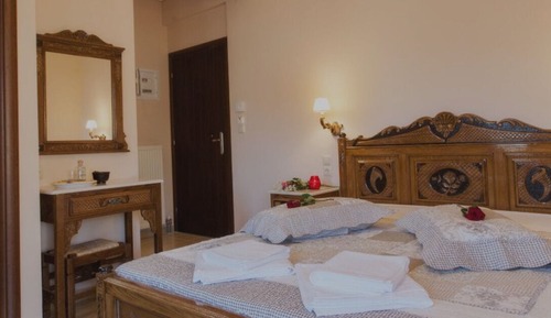 Deluxe Double Room, Courtyard View