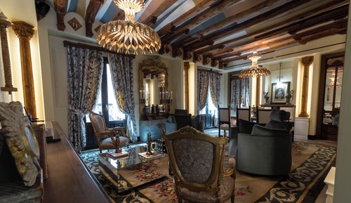 Luxury Studio Suite, City View