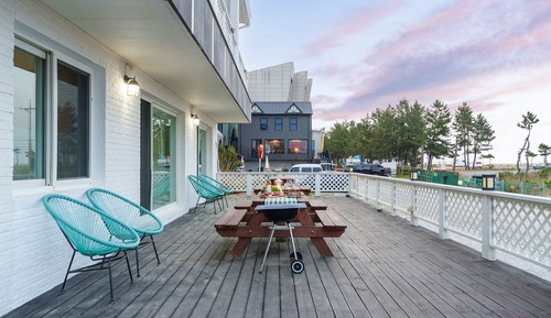 Basic Room, 1 Bedroom (102 (Ocean View / DOGS ONLY))