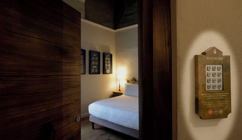 Superior Room, City View