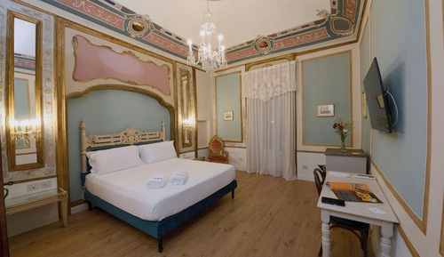 Deluxe Double Room, Balcony