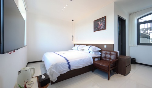 Junior Double Room
