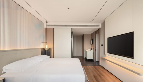 Classic Single Room, City View