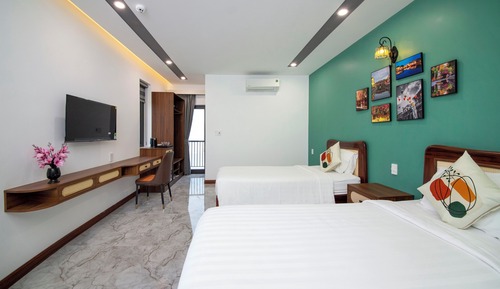 Deluxe Triple Room, Balcony