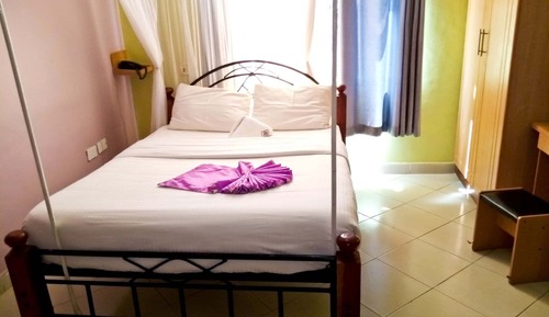 Standard Single Room, Garden View