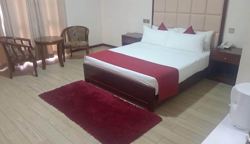 Deluxe Single Room, Balcony, Lake View