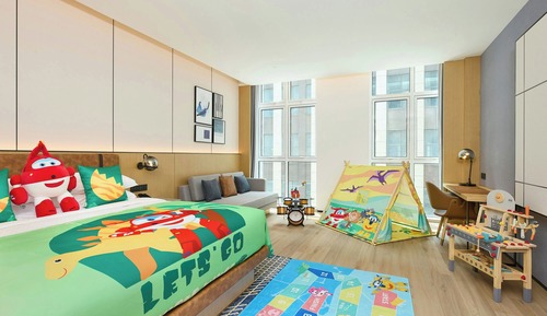 Room, 1 King Bed, City View