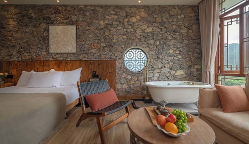 Deluxe Double Room, Garden View