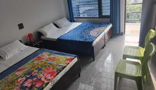 Quadruple Room, Non Smoking, Mountain View