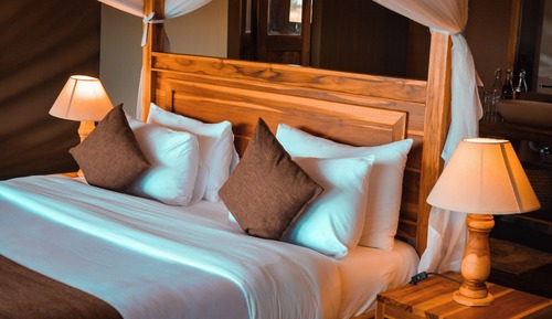 Family Tent, Park View