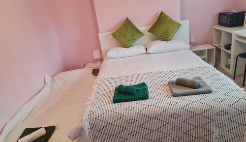 Deluxe Double or Twin Room, 1 Bedroom, Hill View