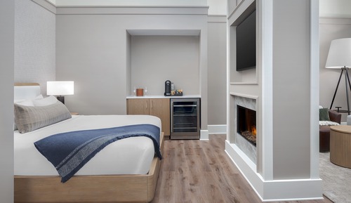 Accessible Legacy King with Sofa Sleeper