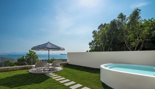 Perpillar Sea View Cave Pool King Room