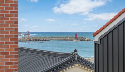 Basic Room, 1 Bedroom (Room 205 (Ocean View))