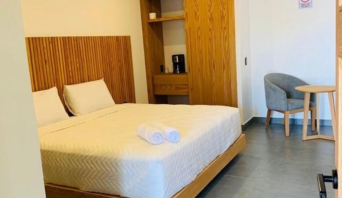 Deluxe Room, Garden View