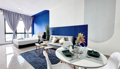 Design Studio, 1 Queen Bed, City View