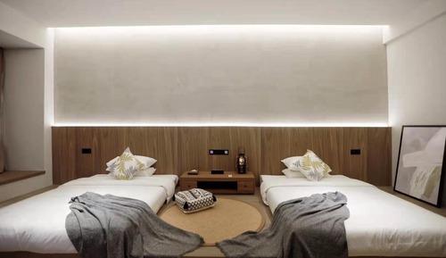 Signature Twin Room