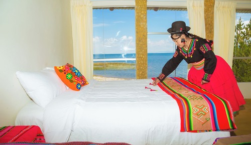 Family Room, Patio, Lake View