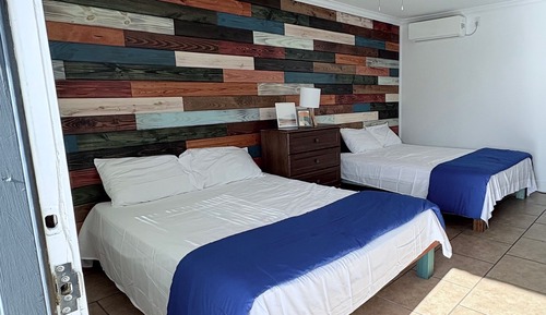 Studio Suite, 2 Queen Beds, Non Smoking, Kitchenette