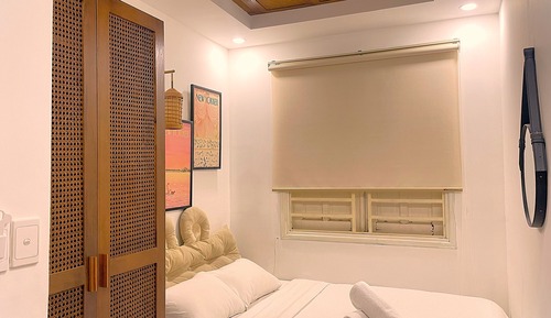 Deluxe Room, 1 Queen Bed, Non Smoking, City View (301)