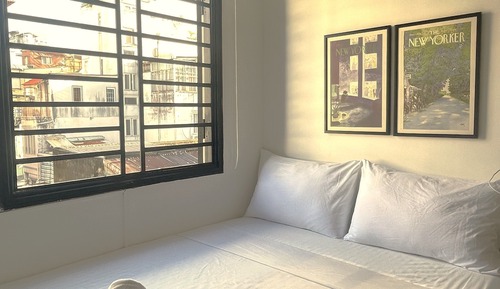 Deluxe Room, 1 Queen Bed, Non Smoking, City View (302)