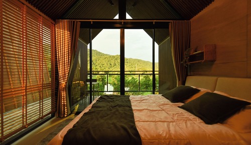Family Quadruple Room, Hill View