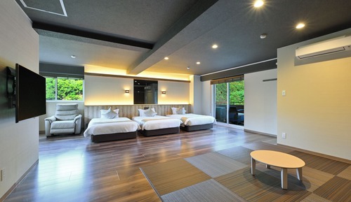 Superior Japanese-Western Classic Suite Room with Open-air Bath