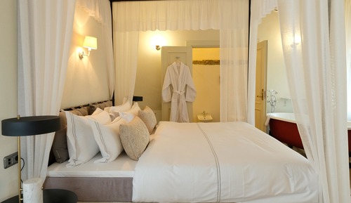 Romantic Double Room