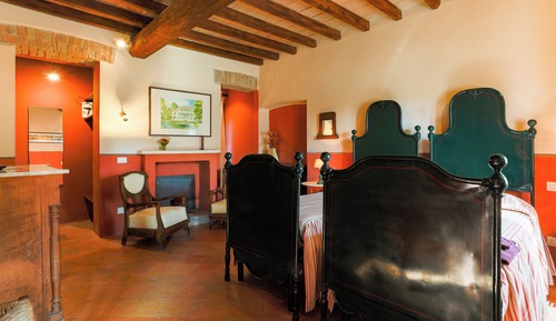 Camera Ginko Biloba , vista cortile