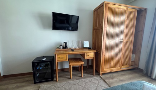 Economy Twin Room, Pool View