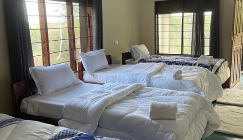 Comfort Shared Dormitory, Men only