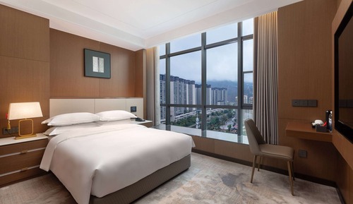 Standard Room, 1 Queen Bed, Non Smoking