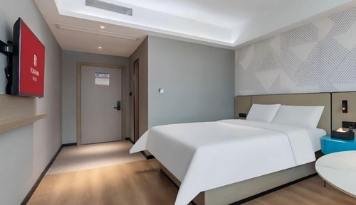 Luxury Single Room, City View