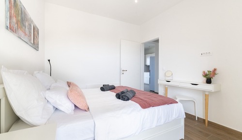 Apartment (Deluxe Two Bedroom Apartment)