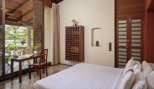 Comfort Villa, Patio, Pool View