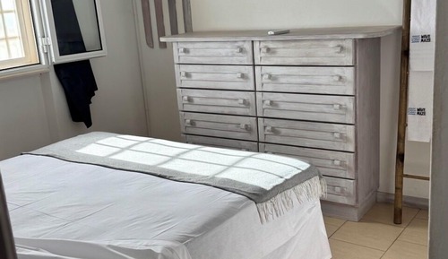 Classic Condo, Patio, Sea View