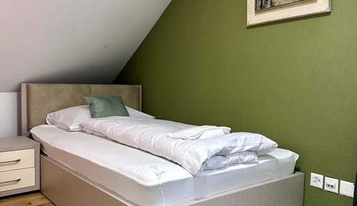 Standard Single Room