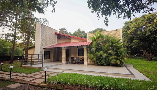 Premium Bungalow