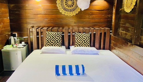 Deluxe Chalet, Balcony, Garden View