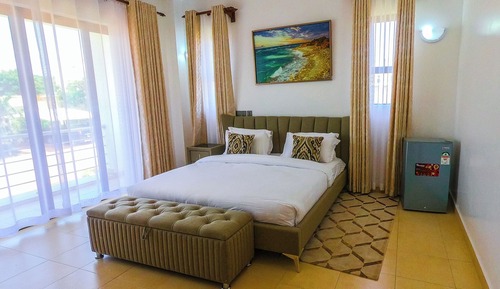 Family Apartment, Balcony