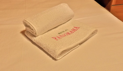 Bungalow, Garden View