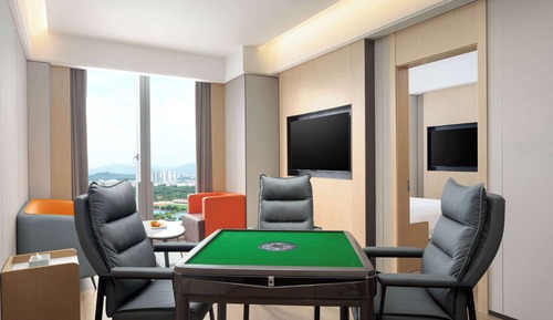 Deluxe Suite, 1 King Bed, Non Smoking