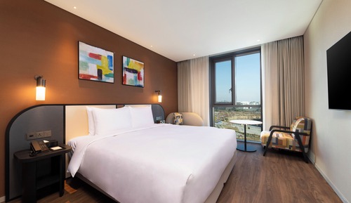 Superior Room, 1 King Bed