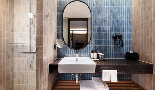 Deluxe Room, 1 King Bed