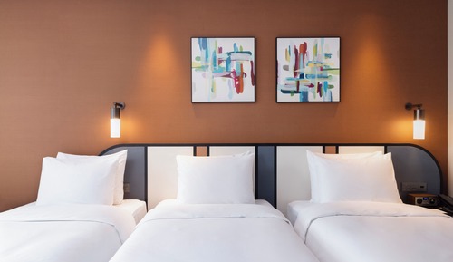 Deluxe Room, 3 Twin Beds