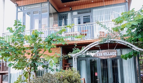 Family House, Garden View