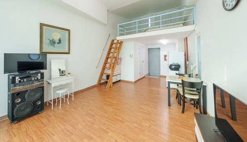 Basic Room, 1 Bedroom (yellow 201)