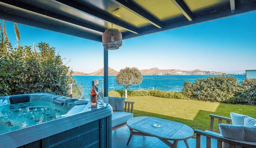 Deluxe Villa, Bathtub, Sea View
