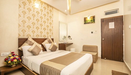 Elite Studio, 1 Double Bed, City View